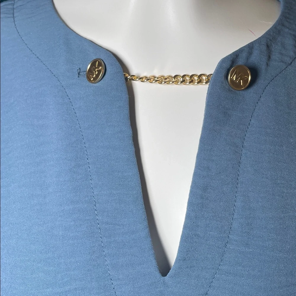 MICHAEL Michael Kors blue blouse with chain and button accents sz XS - Picture 2 of 6
